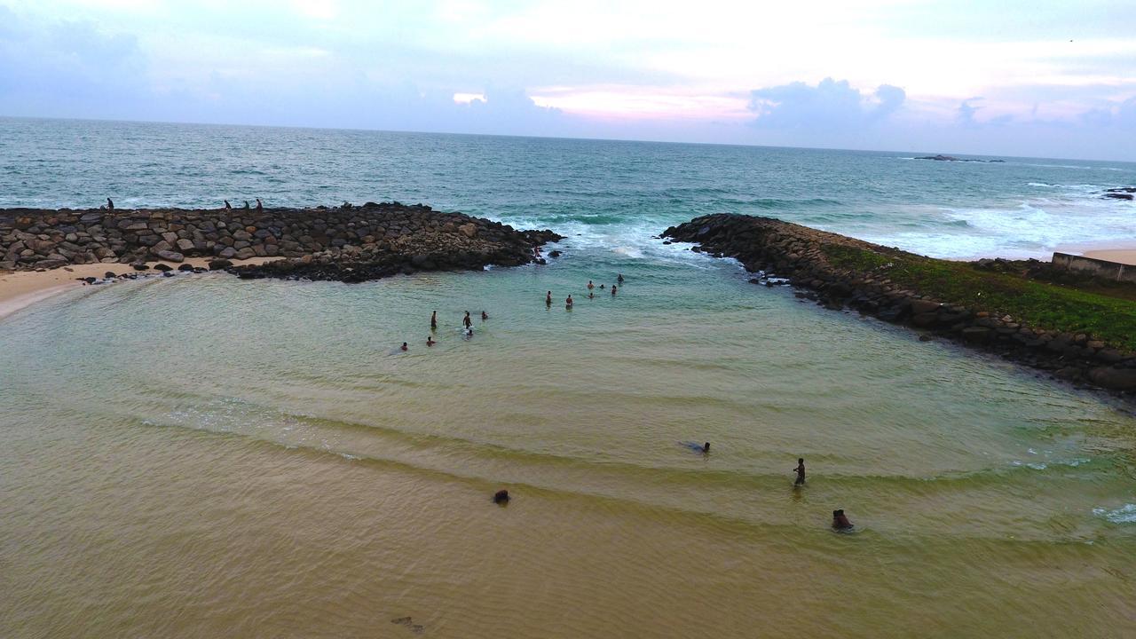 New Shangrela Beach Resort Ambalangoda  Exterior photo
